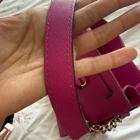 Michael Kors | Pink Large Hamilton Handbag - Picture 6 of 9